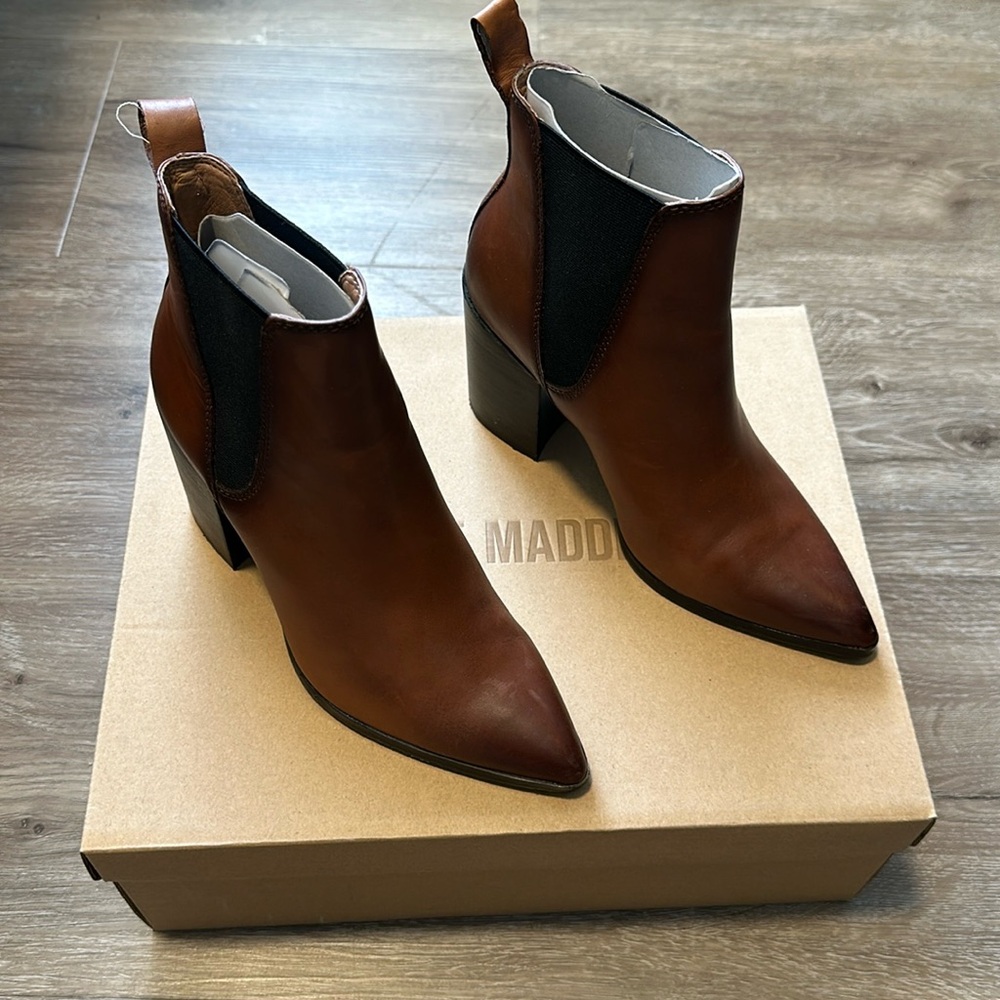 Steve Madden Brown Leather Bootie
